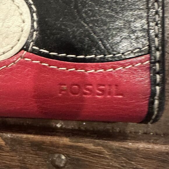 Vintage Fossil Wallet Genuine Leather red black white Patchwork Circles - Picture 2 of 7